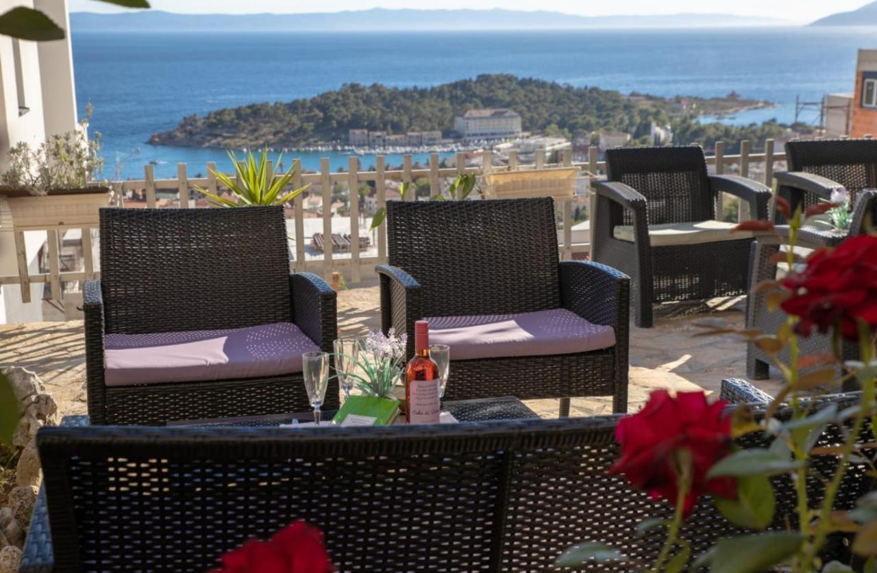 Apartment Cvita Free Beach Parking Makarska Exteriör bild